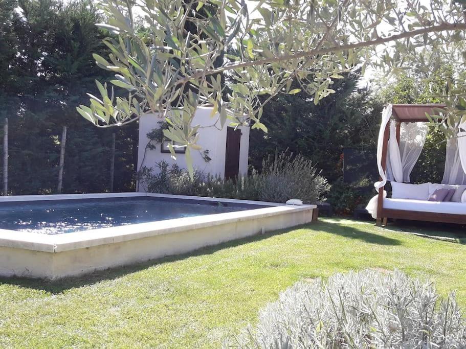 Le Cabanon Tendance Du Luberon Mérindol Exterior foto