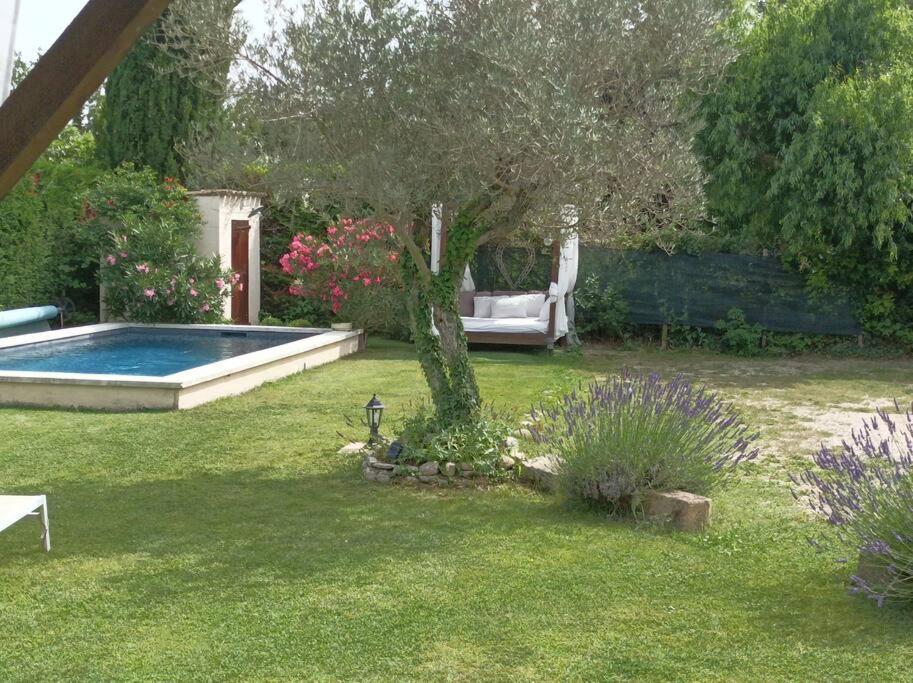Le Cabanon Tendance Du Luberon Mérindol Exterior foto